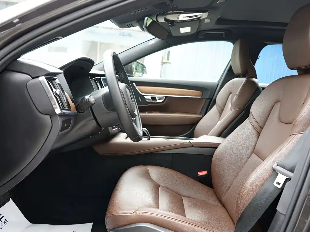 Volvo S90 — фото 2