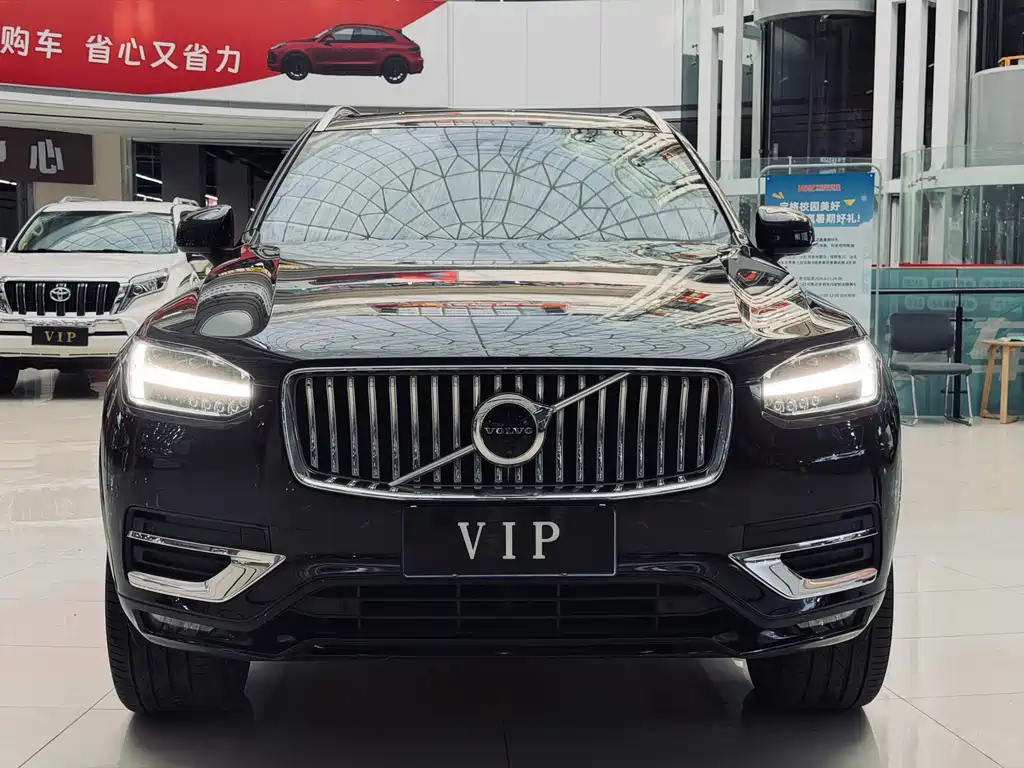Volvo XC90 — фото 2