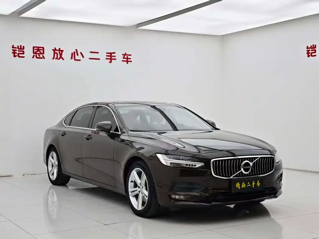Volvo S90 — фото 3