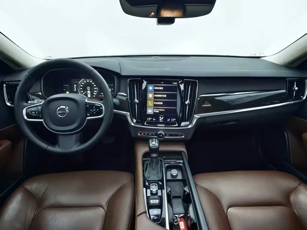 Volvo S90 — фото 9