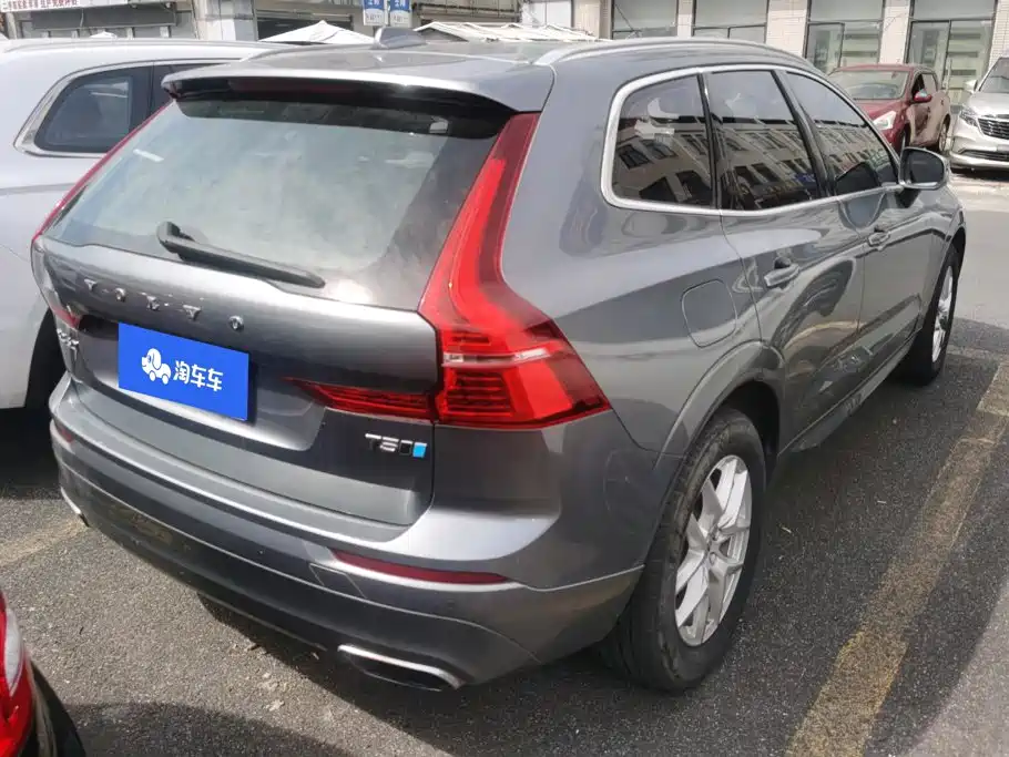Volvo XC60 — фото 3