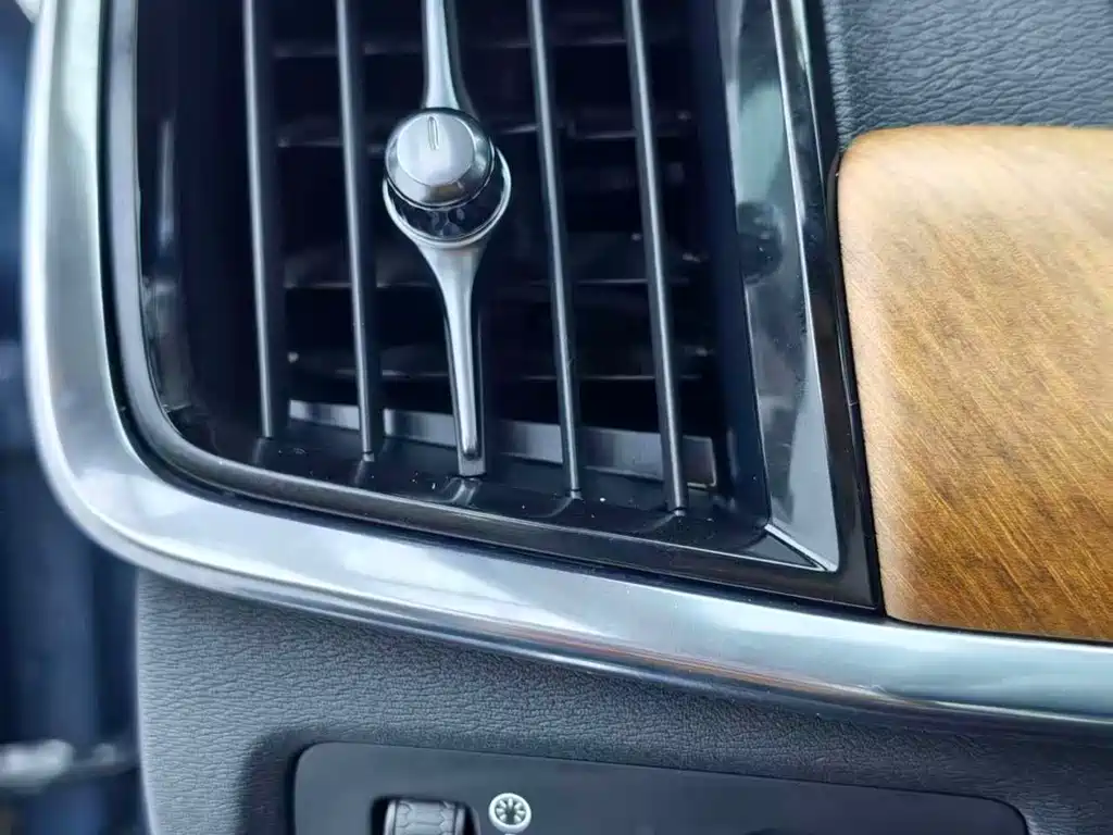 Volvo S90 — фото 9