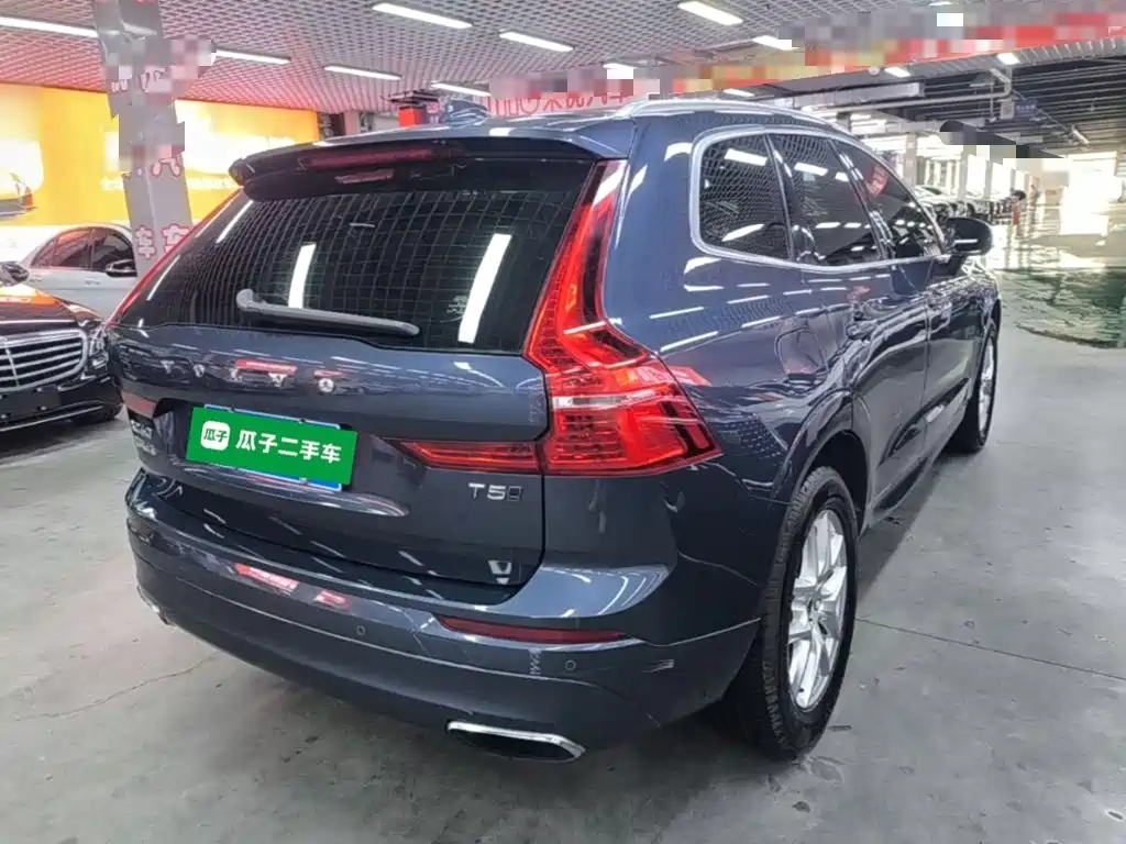 Volvo XC60 — фото 7
