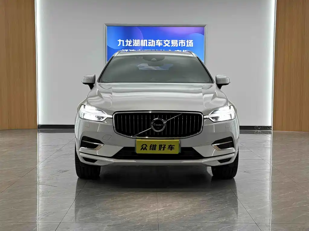 Volvo XC60 PHEV — фото 2