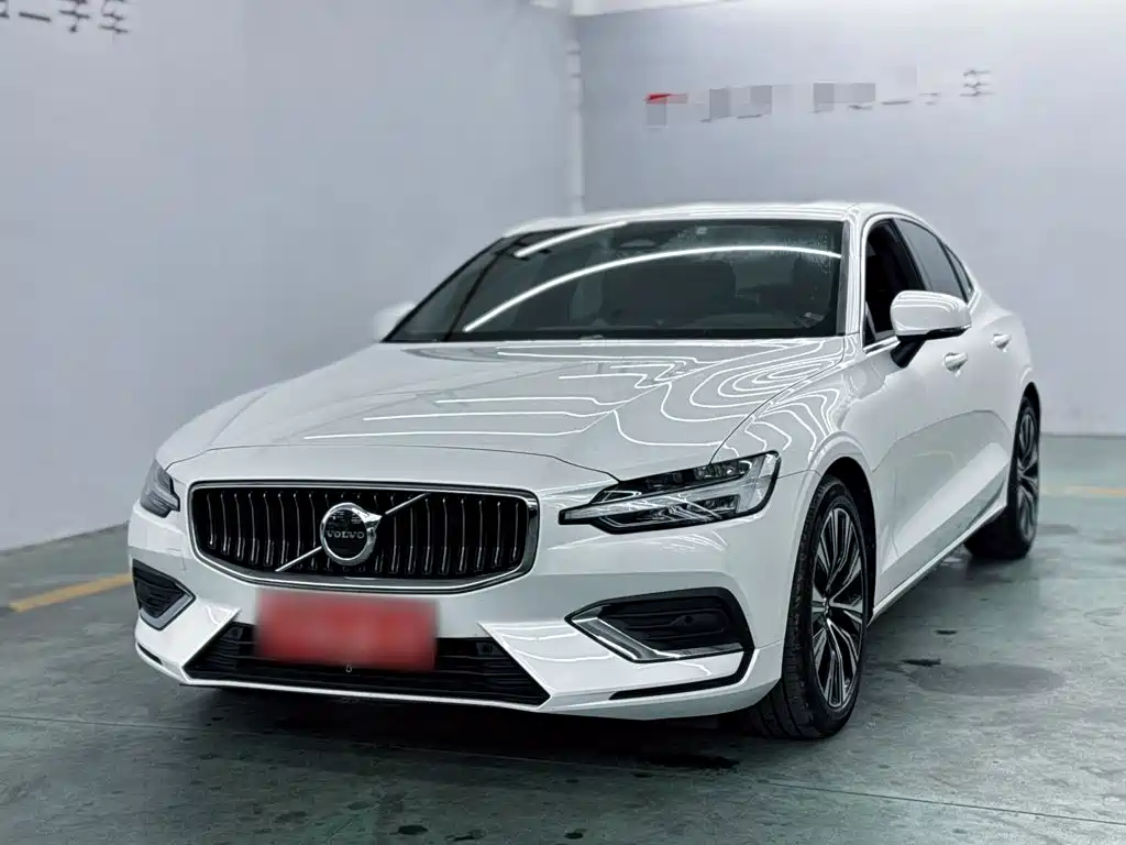 Volvo S60 — фото 2