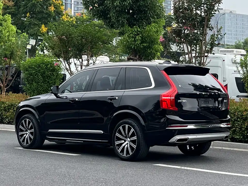 Volvo XC90 — фото 4