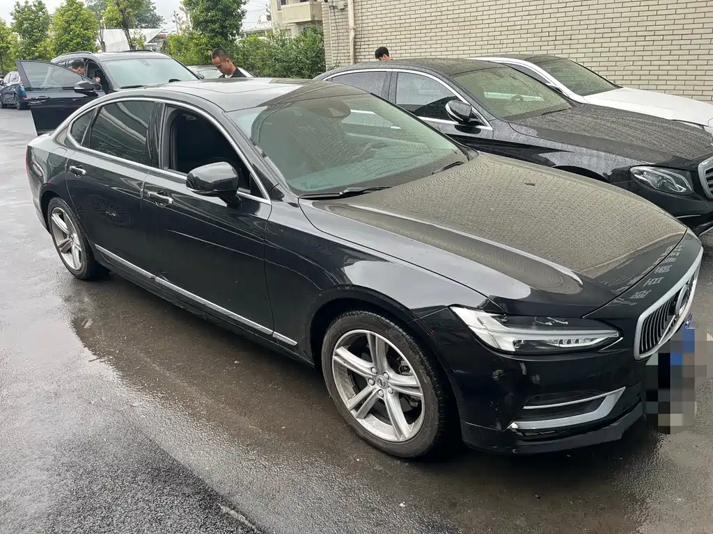 Volvo S90 — фото 2