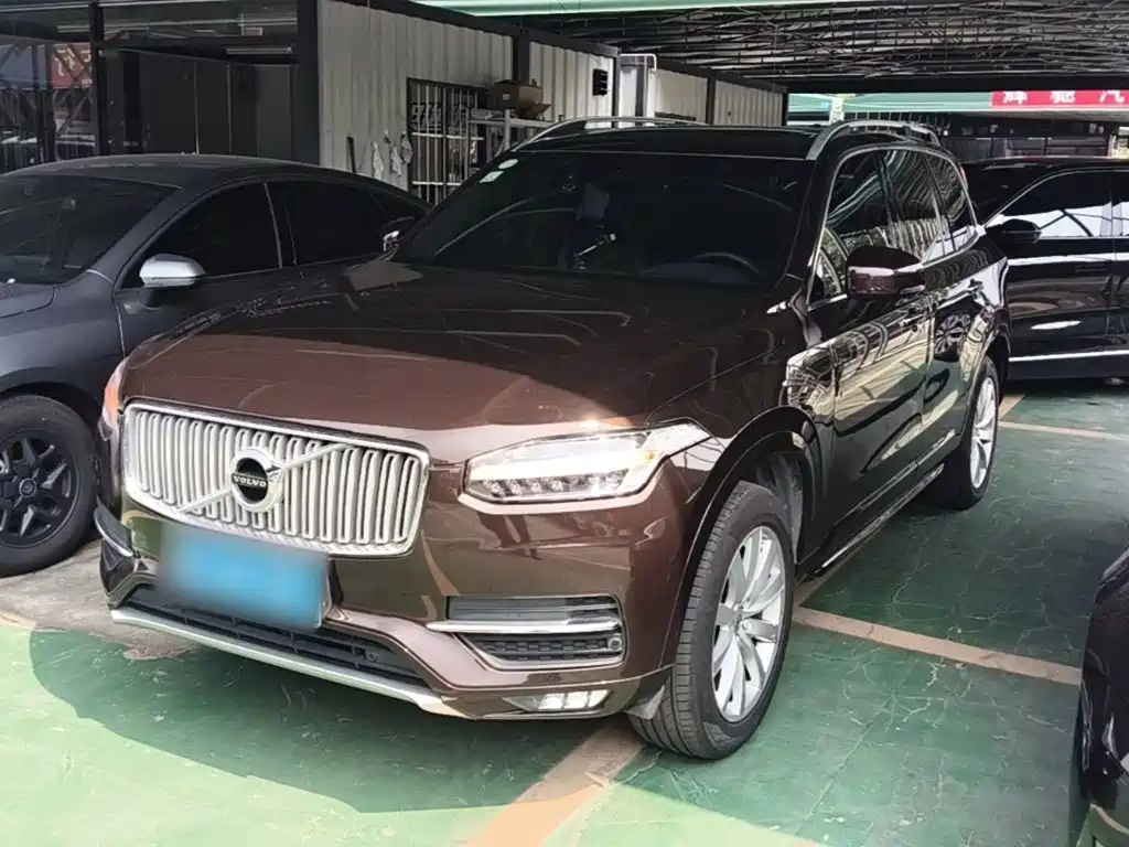 Volvo XC90 — фото 2