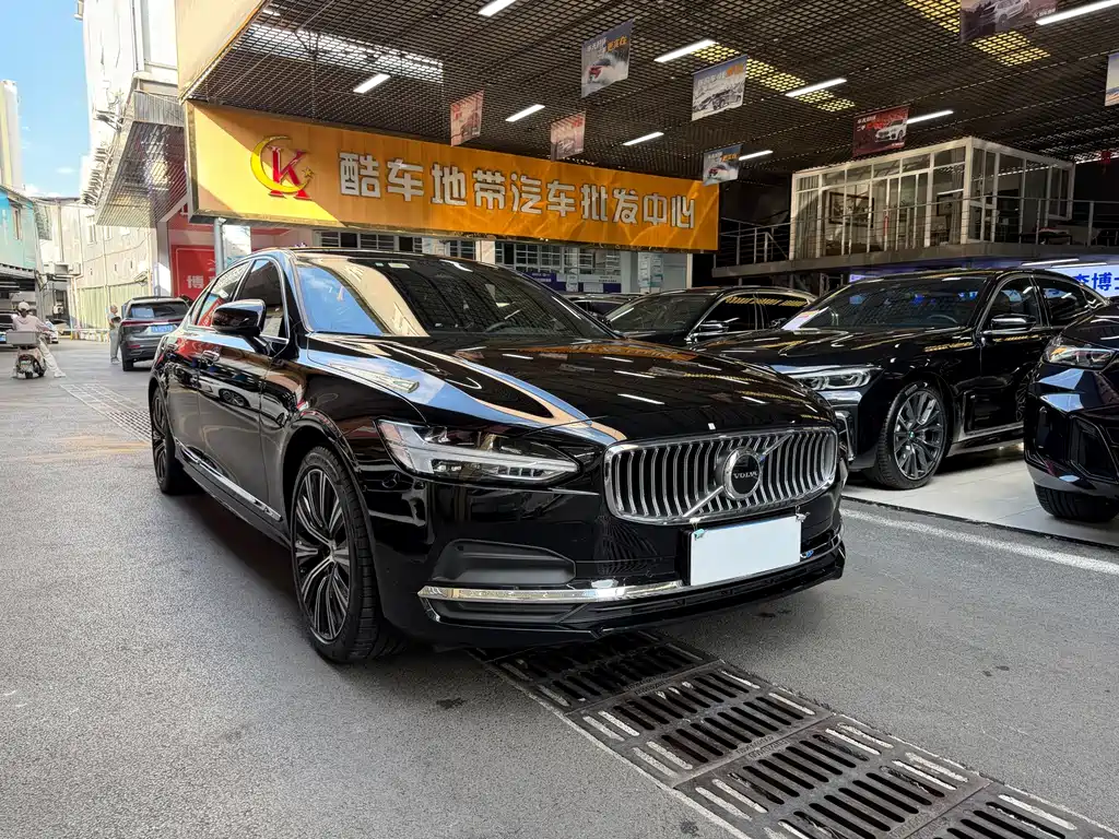 Volvo S90 — фото 4