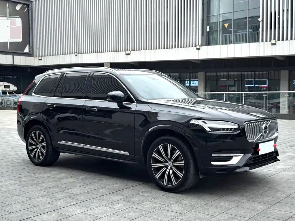 Volvo XC90 — фото 2