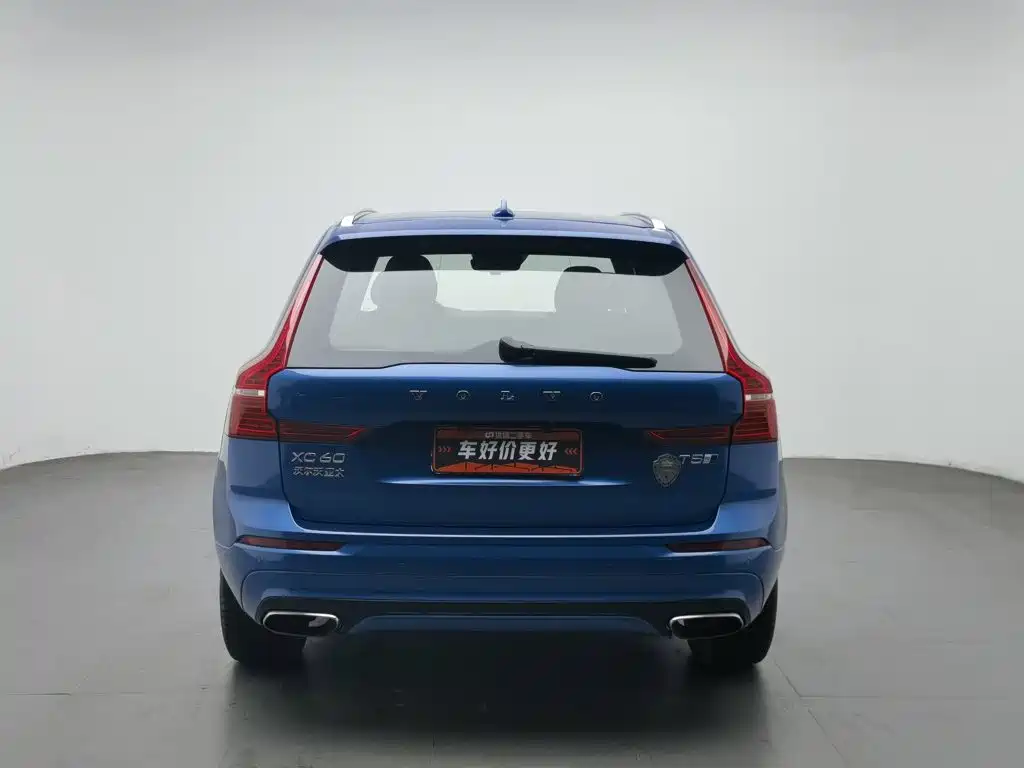 Volvo XC60 — фото 4