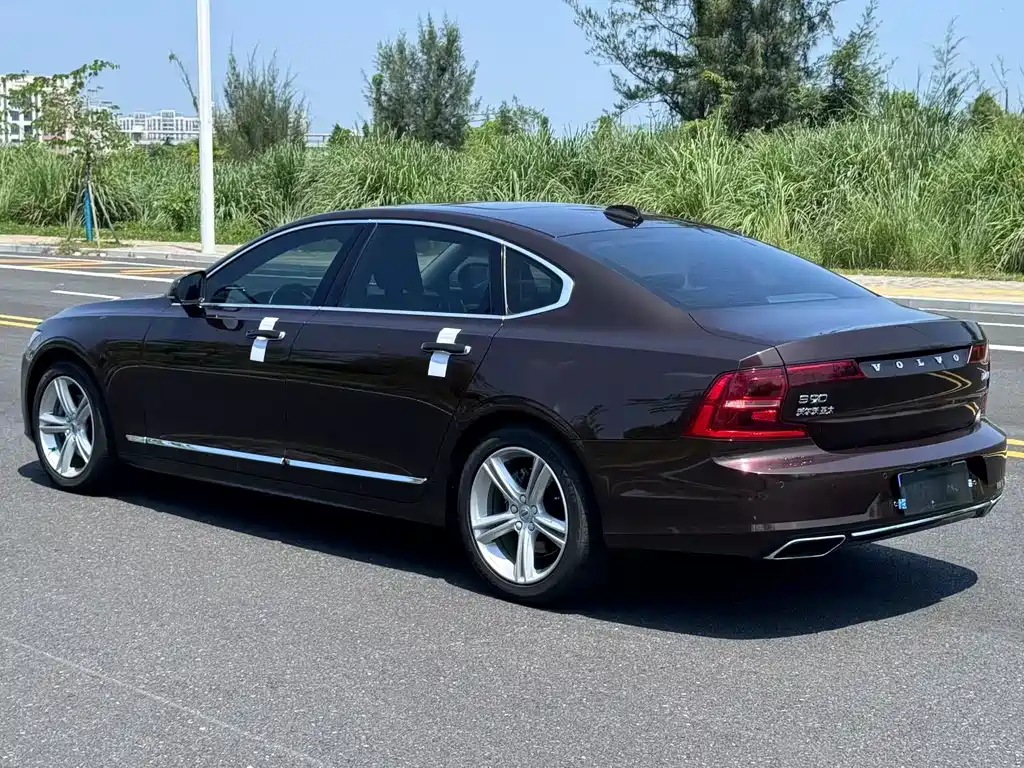 Volvo S90 — фото 6