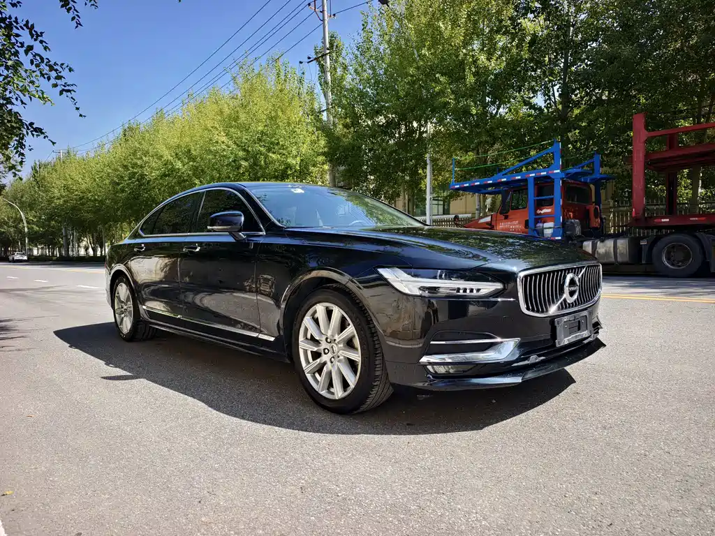 Volvo S90 — фото 3