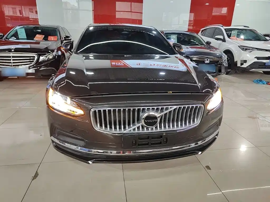 Volvo S90 — фото 3