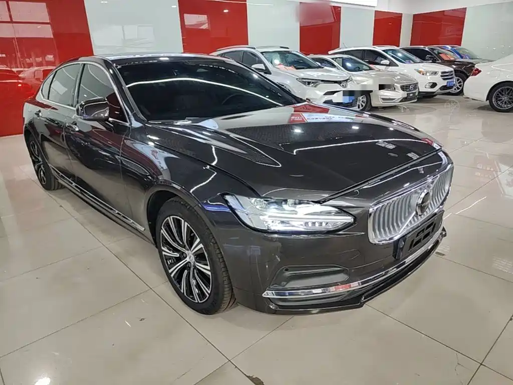 Volvo S90 — фото 4