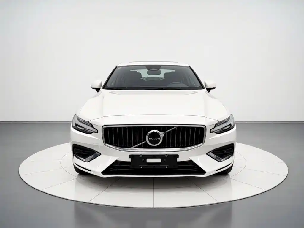 Volvo S60 — фото 5