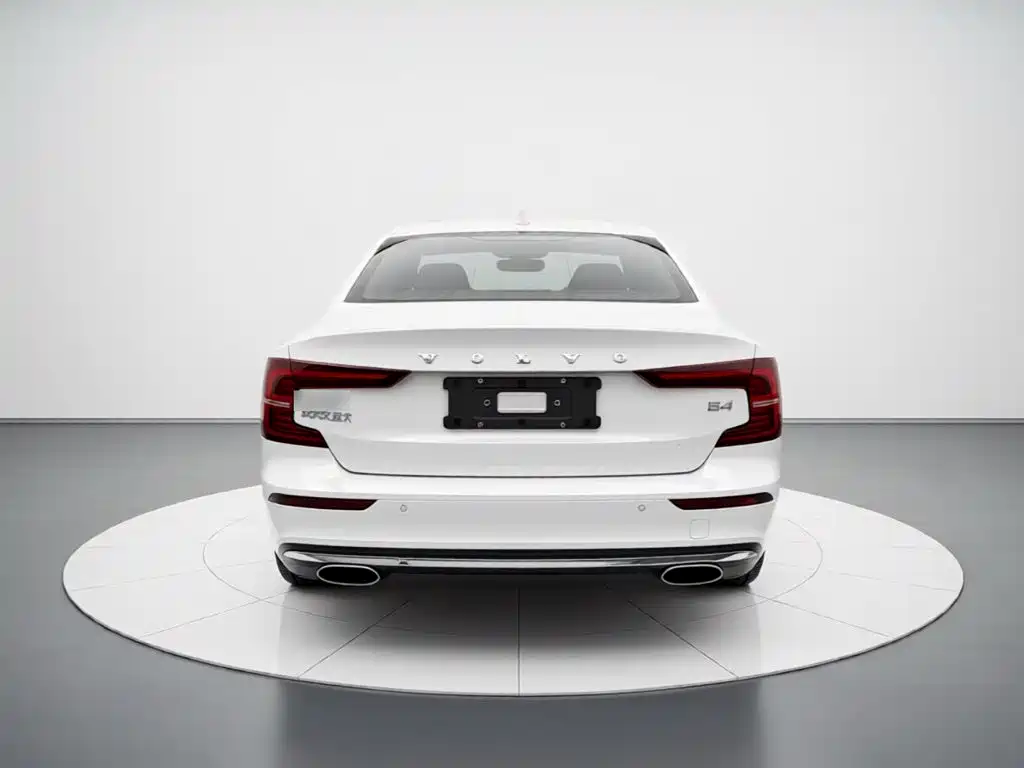 Volvo S60 — фото 8