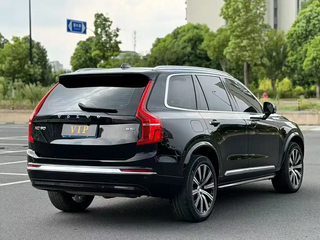 Volvo XC90 — фото 3