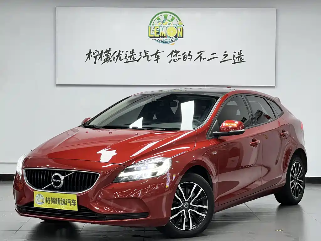 Volvo V40 — фото 2
