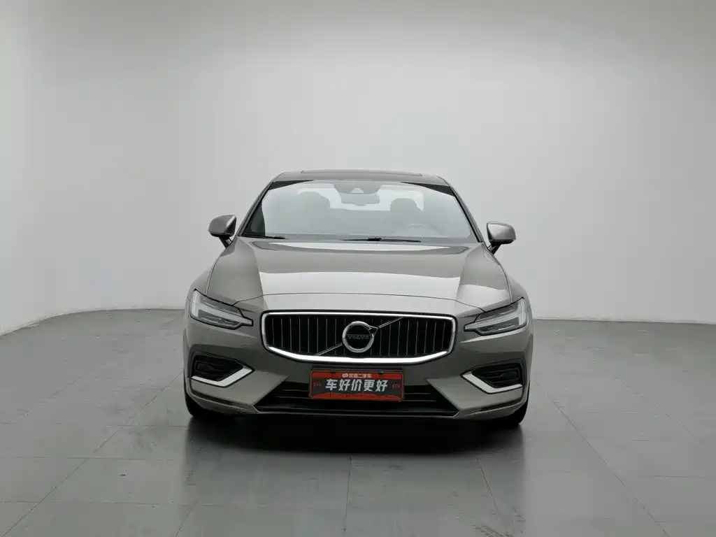Volvo S60 — фото 3