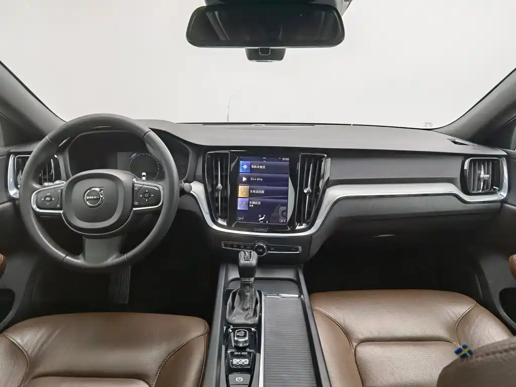 Volvo S60 — фото 5