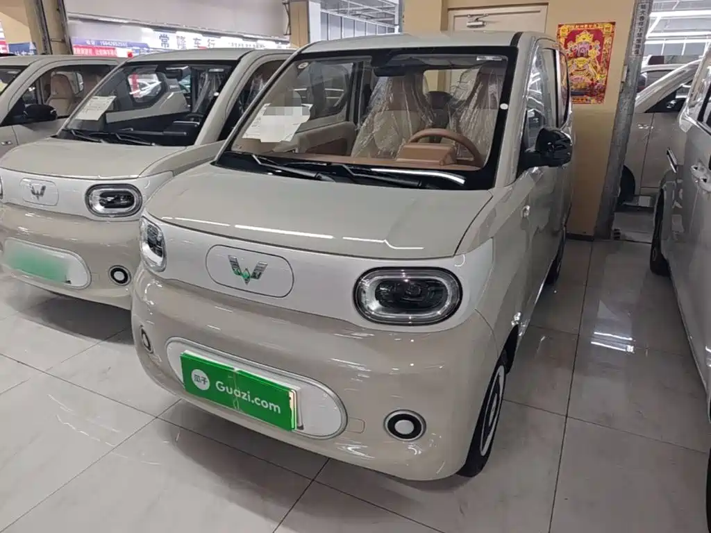 Wuling MINIEV — фото 2