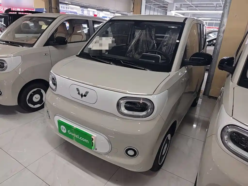 Wuling MINIEV — фото 2