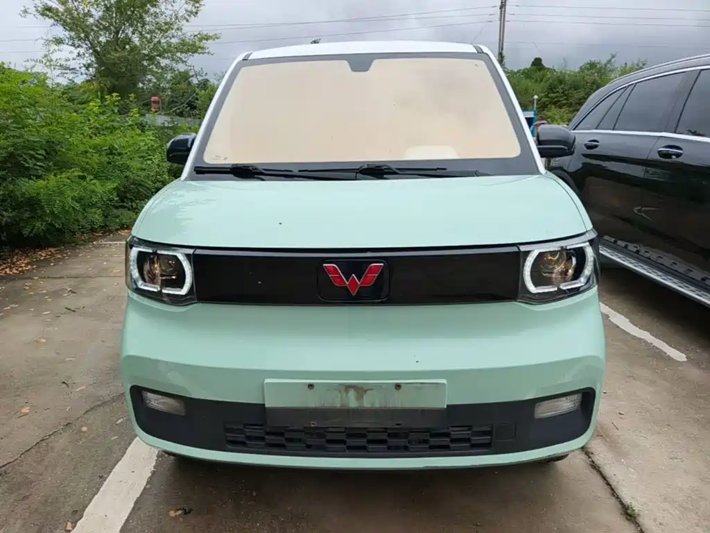 Wuling MINIEV — фото 3