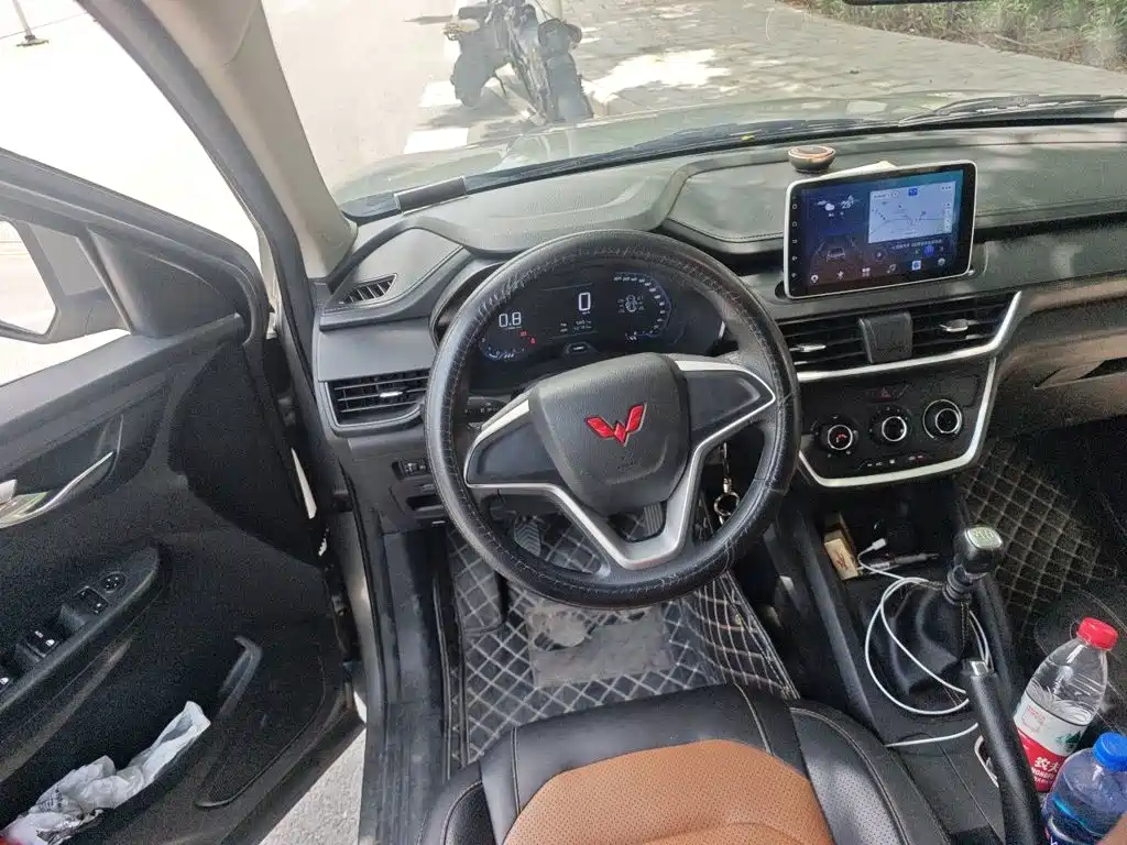 Wuling Hongguang S3 — фото 3