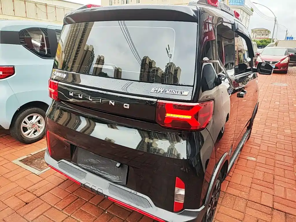 Wuling MINIEV — фото 7