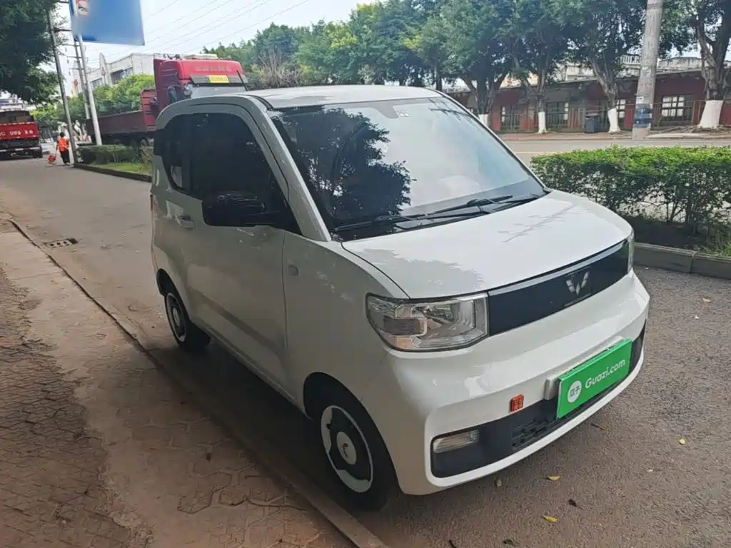 Wuling MINIEV — фото 4