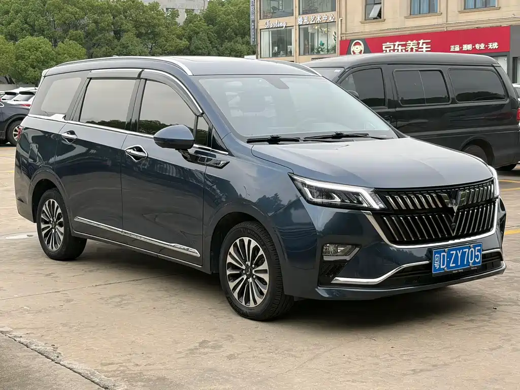 Wuling Jiachen — фото 3