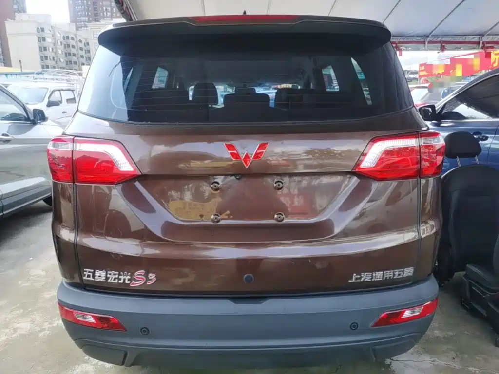 Wuling Hongguang S3 — фото 6