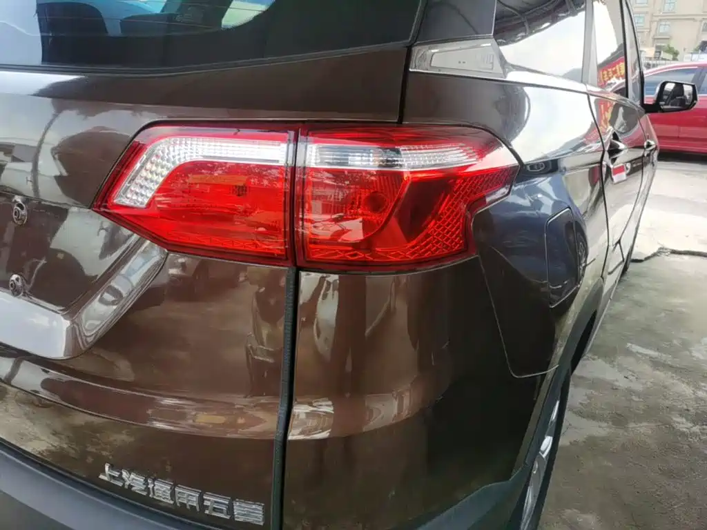 Wuling Hongguang S3 — фото 8