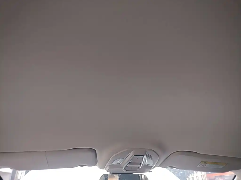 Wuling Wuling E5 — фото 18