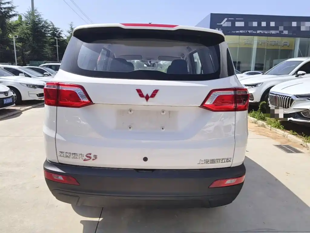 Wuling Hongguang S3 — фото 6
