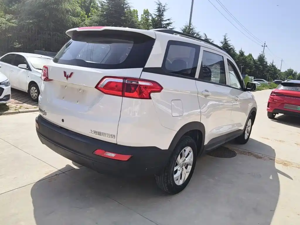 Wuling Hongguang S3 — фото 7