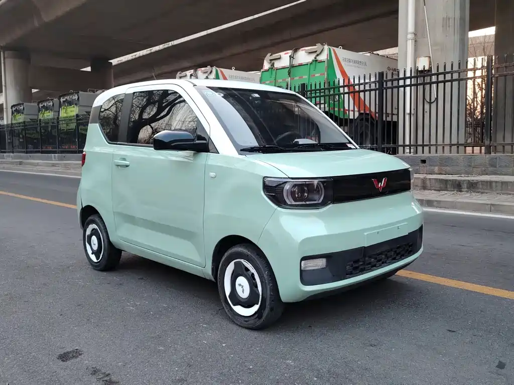 Wuling MINIEV — фото 2