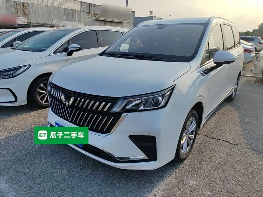 Wuling Jiachen — фото 2