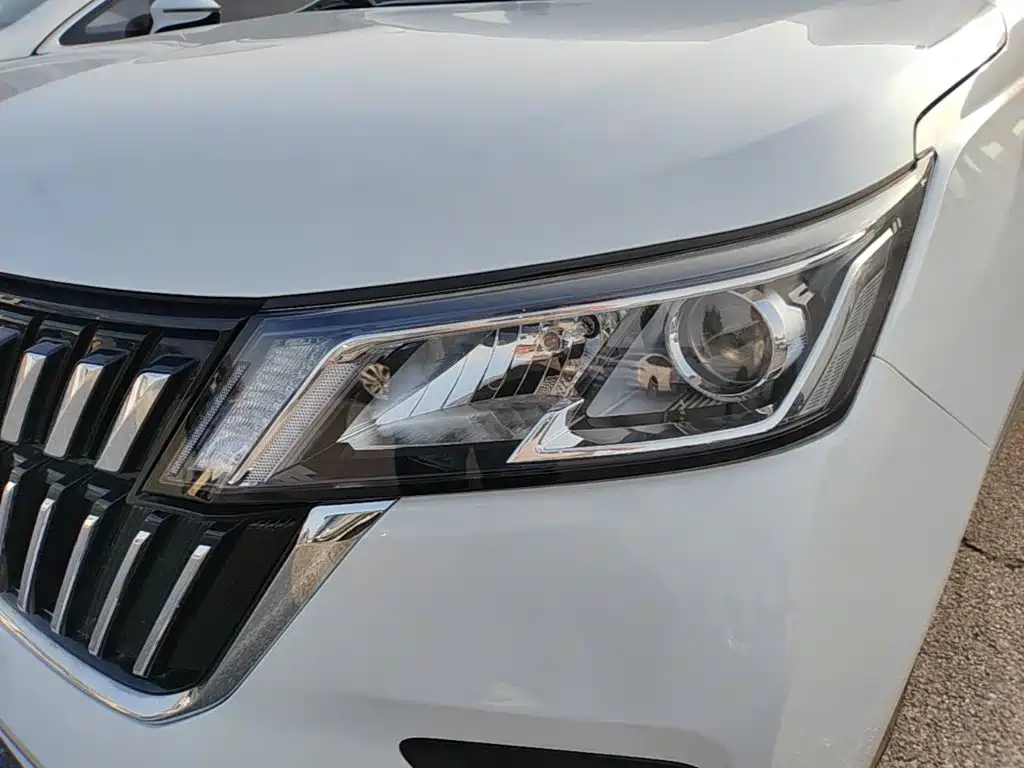 Wuling Jiachen — фото 24