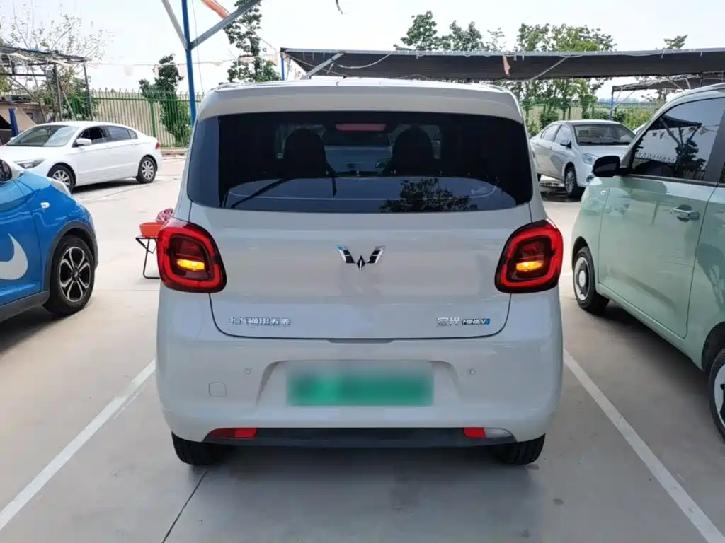 Wuling MINIEV — фото 6