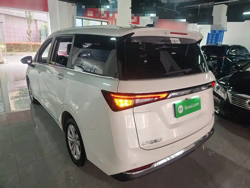 Wuling Jiachen — фото 24