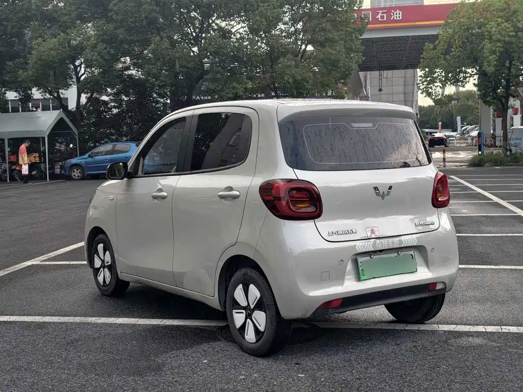 Wuling MINIEV — фото 5