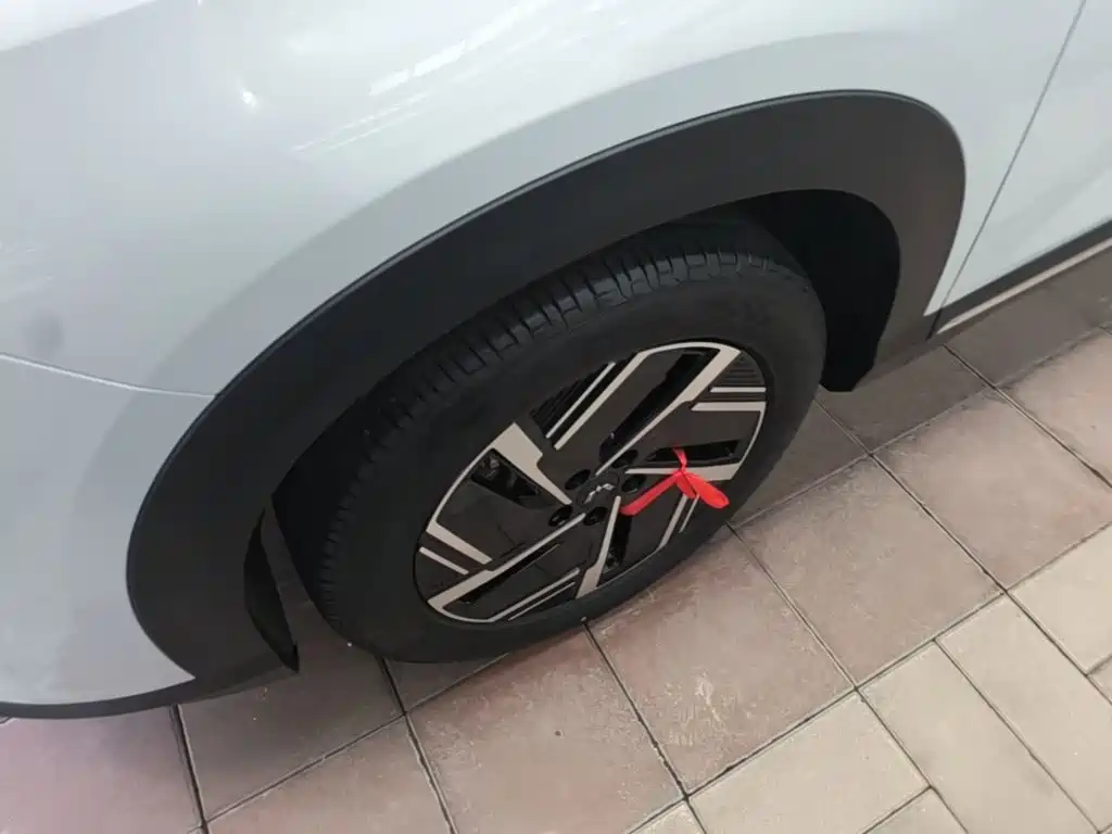 Wuling Xingguang S — фото 23