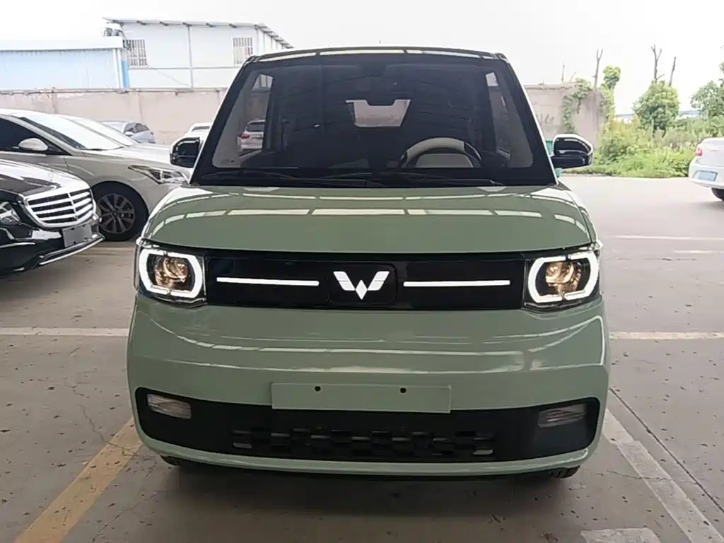 Wuling MINIEV — фото 3
