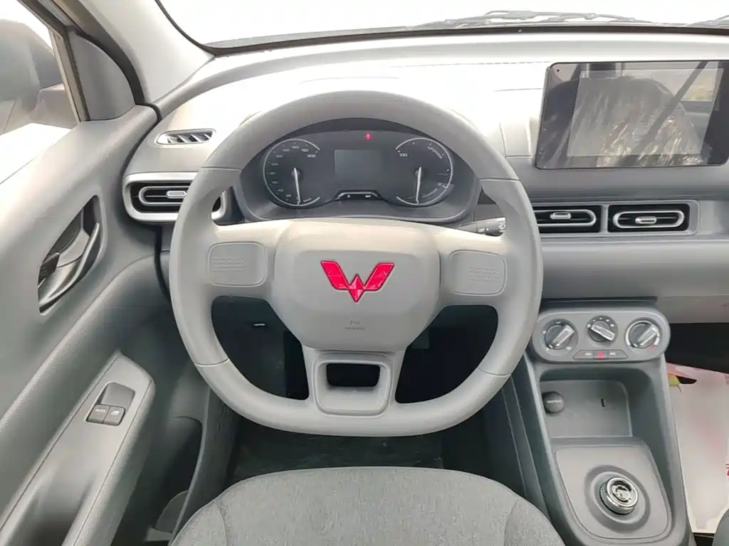 Wuling Hongguang EV — фото 11
