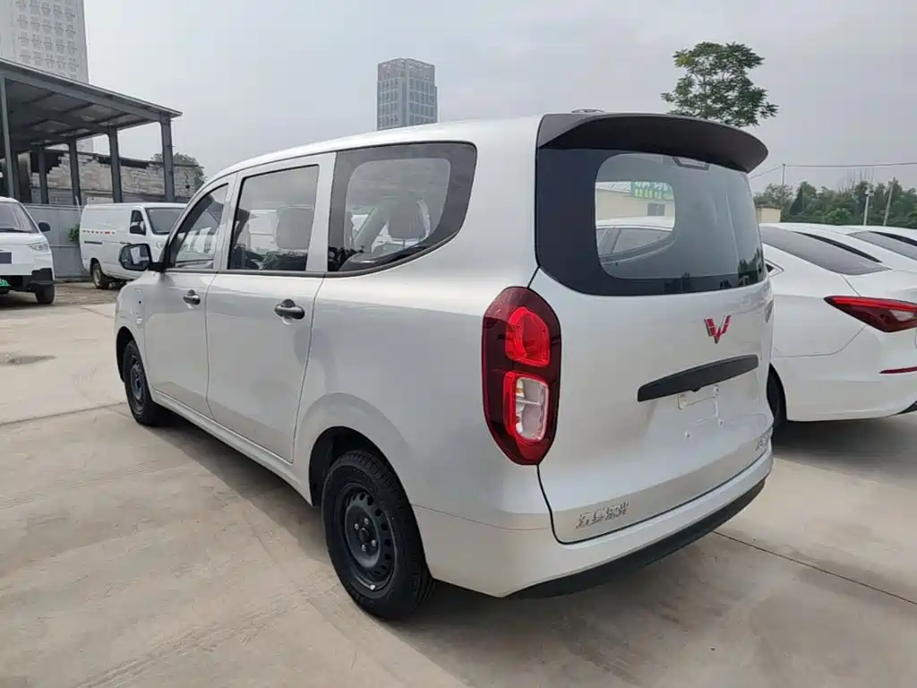 Wuling Hongguang EV — фото 5