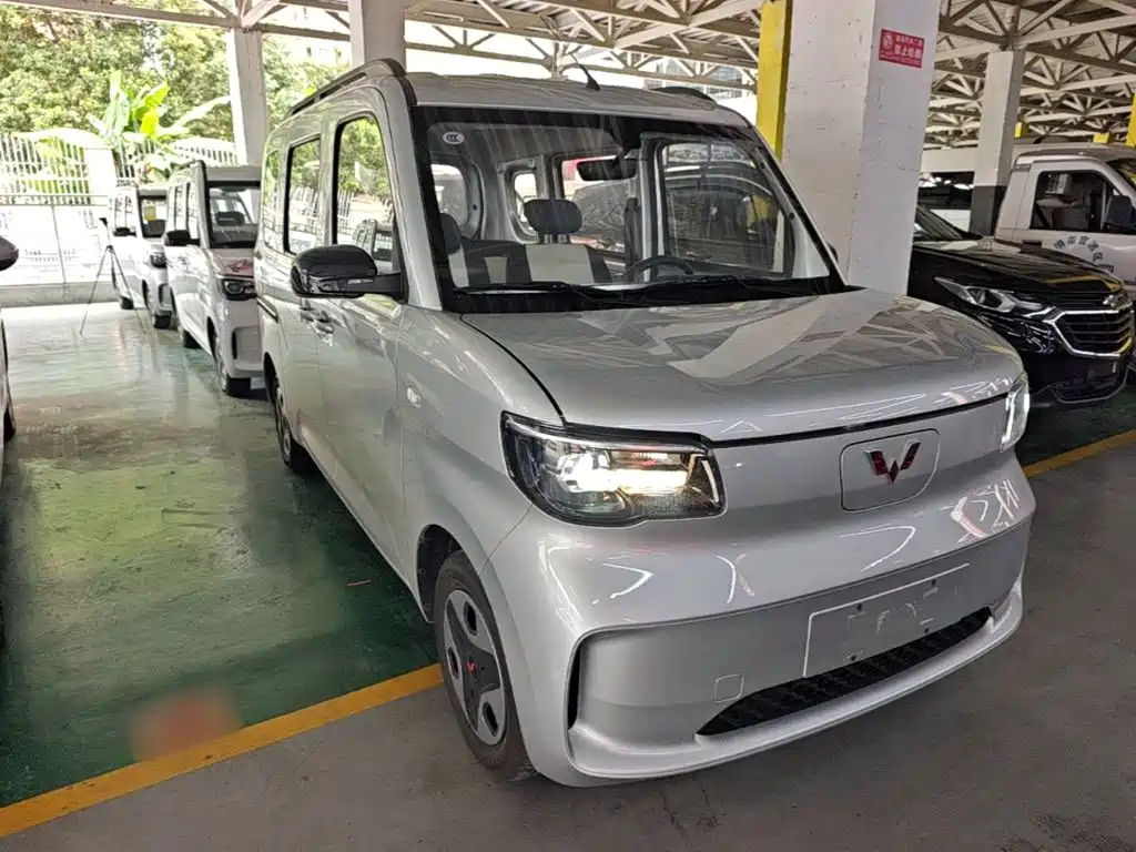Wuling Zhiguang EV — фото 4