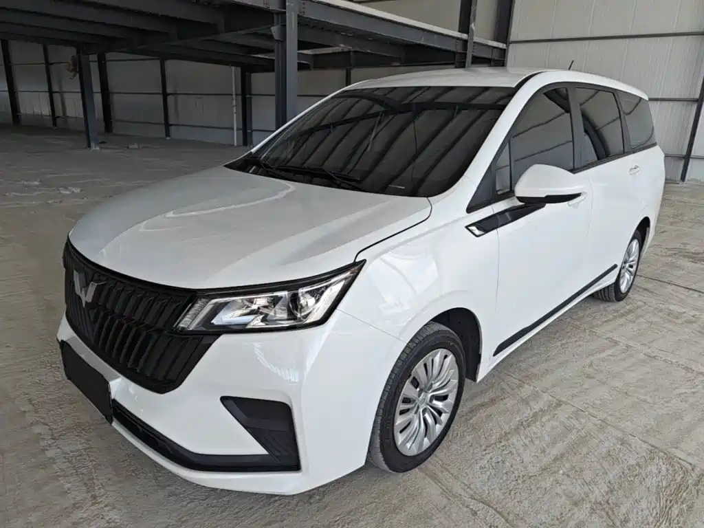 Wuling Jiachen — фото 2