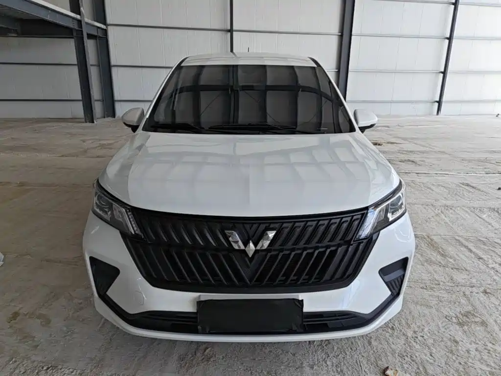 Wuling Jiachen — фото 3